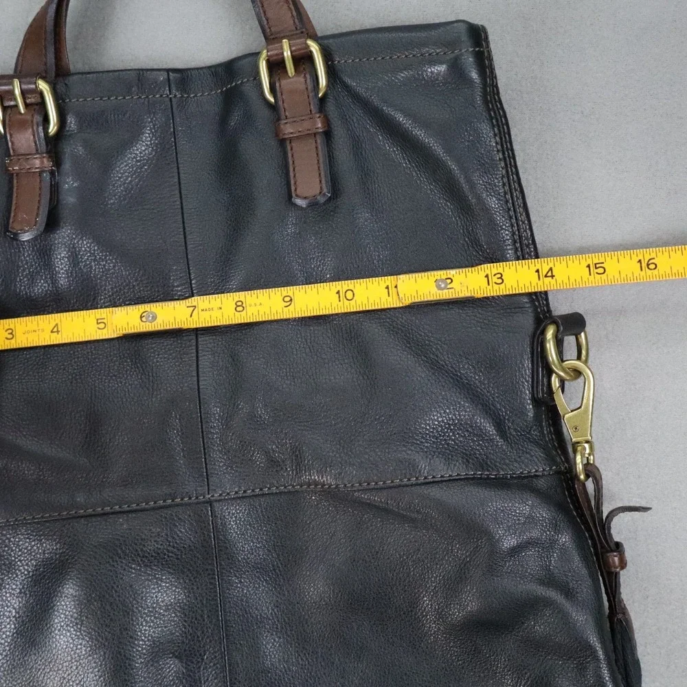 Fossil Explorer Large Crossbody Shoulder Bag Carryall Tote Black Fold-Over Purse